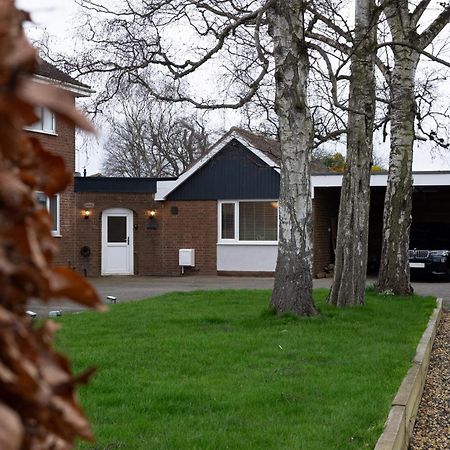 Contemporary New Build With Parking & Garden In Central Location Villa Hereford Exterior photo